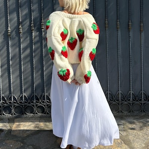 Strawberry Crochet Cardigan Pattern,Chunky Knit Sweater PDf Tutorial,Beginner Friendly Guide,Digital Dowload